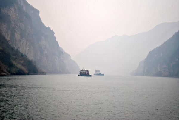 长江三峡船图片