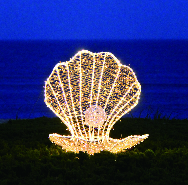 灯光艺术节作品海边的贝壳图片