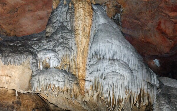郴州湘南岩洞仙境图片