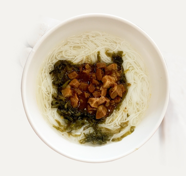 酸菜鹵肉面