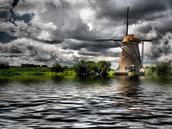 美丽的荷兰风车风景图片