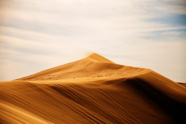 大气金色沙丘