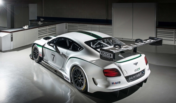 宾利欧陆GT3赛车图片