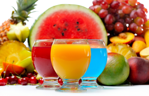 缤纷热带水果和果汁素材图片