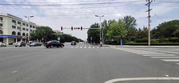 街景斑马线马路楼房蓝天