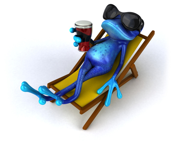 躺在躺椅上的蓝色青蛙图片