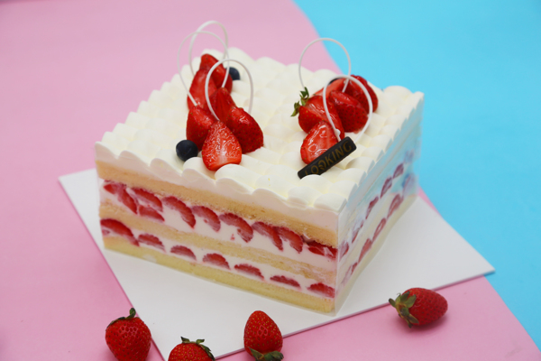 美味生日蛋糕