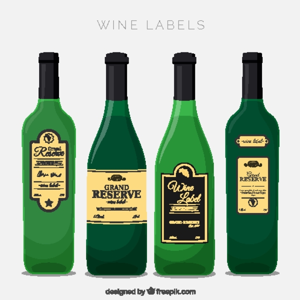 四瓶酒與裝飾性標(biāo)簽