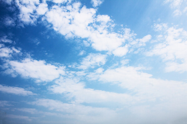 蓝天中的云层商用摄影