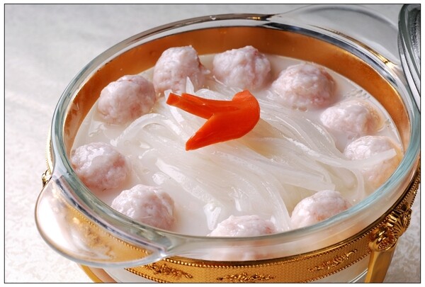 虾滑萝卜煲图片