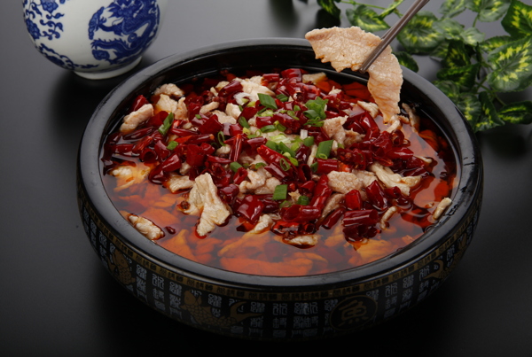 紅油蔥花水煮肉片家常菜