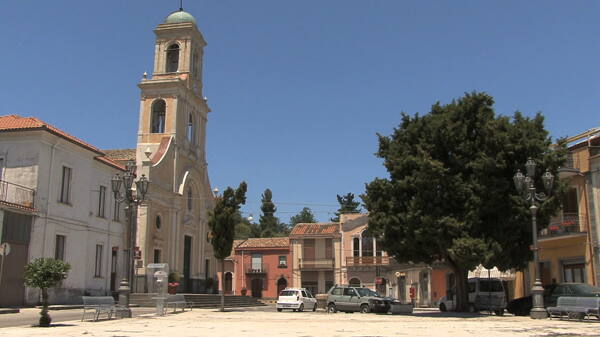 西西里岛的教堂和广场埃特纳火山斜坡股票视频视频免费下载