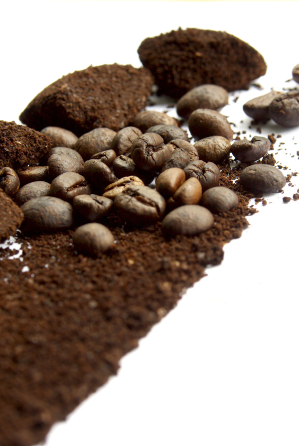 咖啡豆与咖啡粉图片