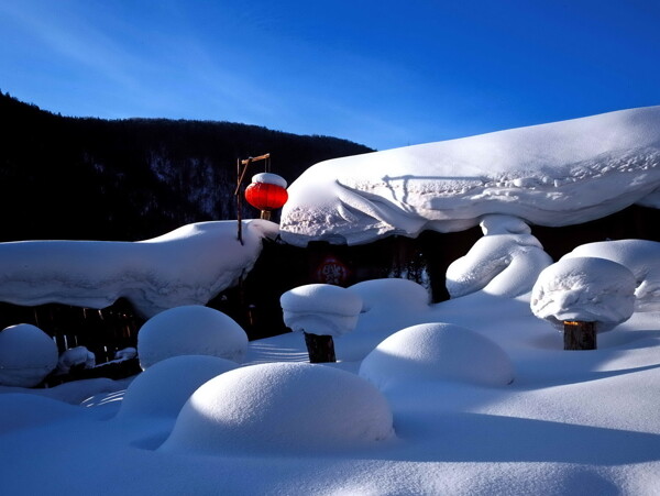 乡村雪景图片素材下载