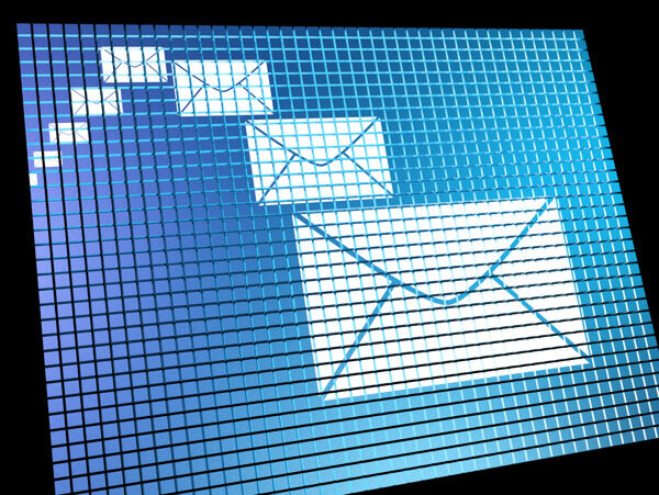 电子邮件信封是在计算机屏幕上显示的电子邮件接收或接触