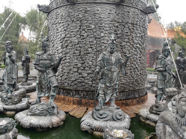 潍坊金泉寺水池佛像雕塑喷泉