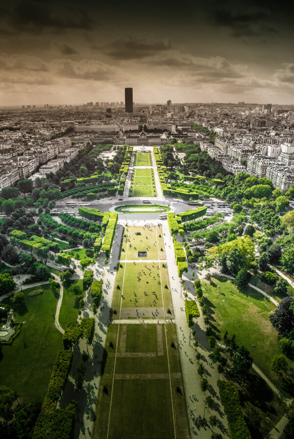 巴黎繁华建筑摄影图片