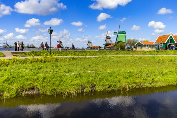 荷兰桑斯安斯风车村风景