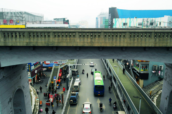 武汉长江大桥铁路引桥图片