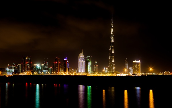 迪拜夜晚建筑景观