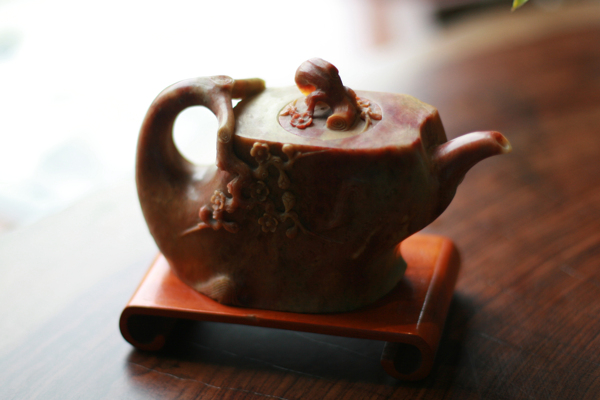 日式手工特色茶壶图片