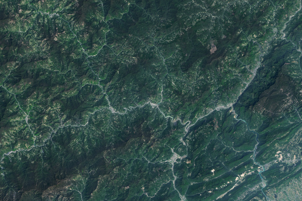 汶川2018卫星地图
