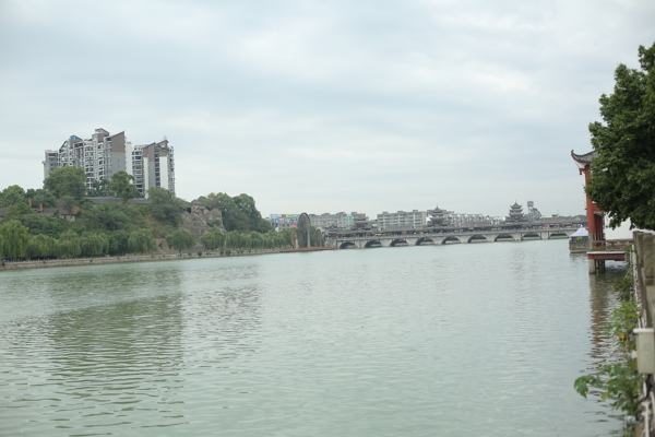 江水风景建筑图片