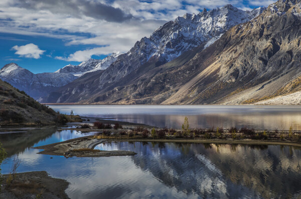 然乌湖风景