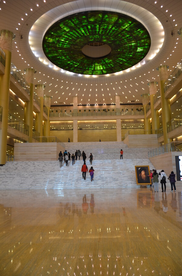 山东省博物馆大厅图片