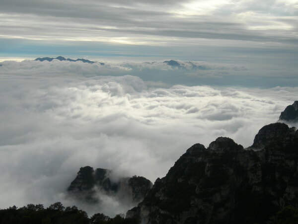白石山云海图片
