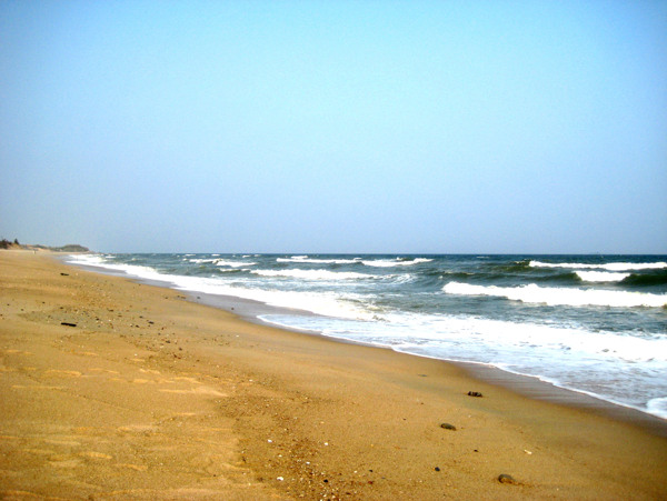 海景海浪蓝天浪花图片