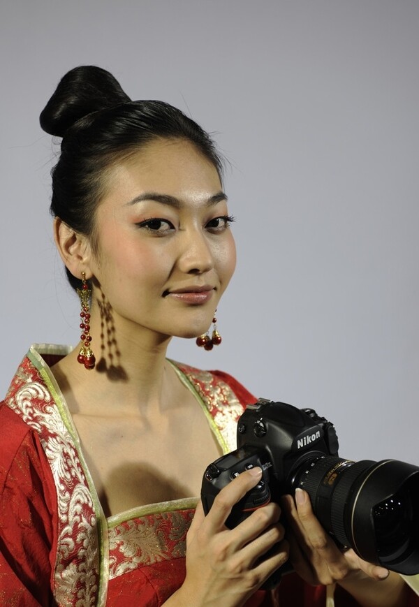 亚洲美女日本广告模特摄影模特尼康D3X样品图片