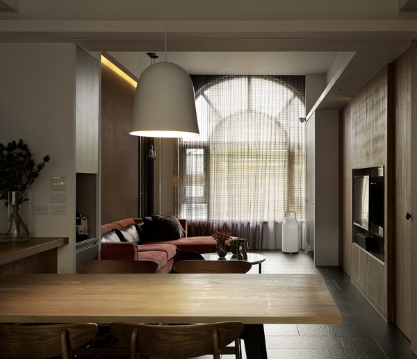 现代客厅木制餐桌室内装修JPEG效果图