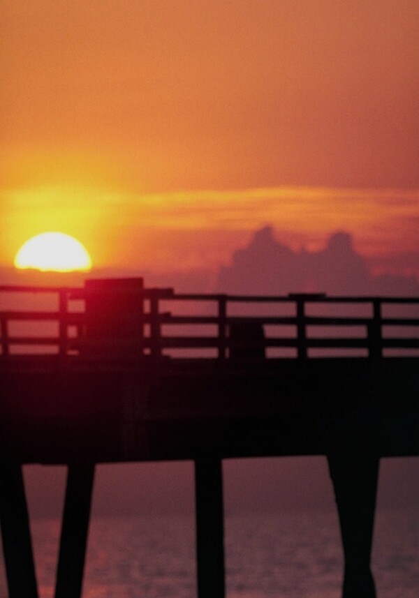 高架桥黄昏美景图片