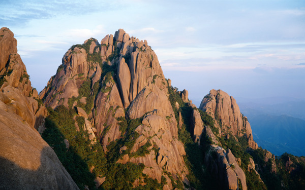 山峰云彩