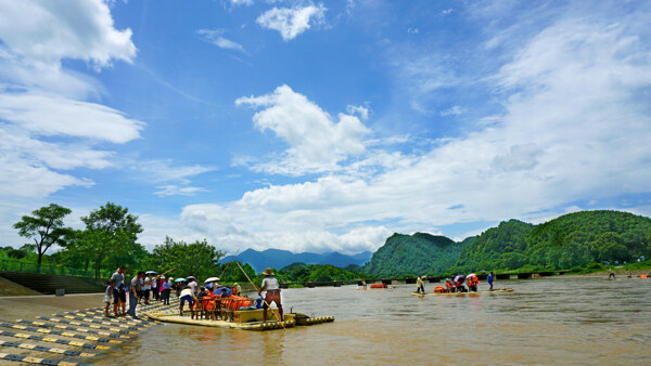 泸溪河漂流图片