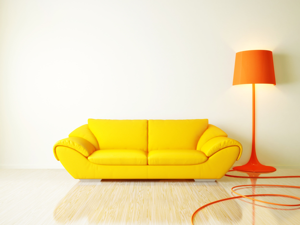 黄色简洁沙发与落地台灯图片