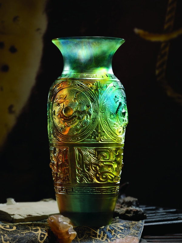琉璃花瓶图片