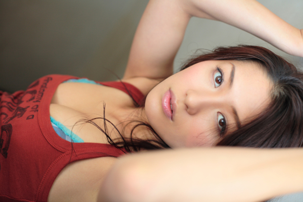 日本性感美女YHT个个JPG图片