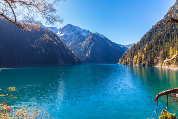 山川湖泊图片