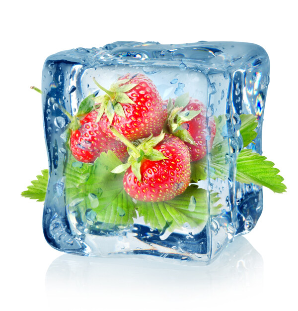 冰中草莓图片