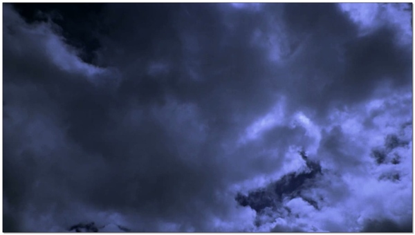 蓝色云朵动态视频素材