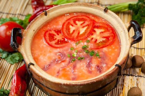 番茄牛肉砂锅粥