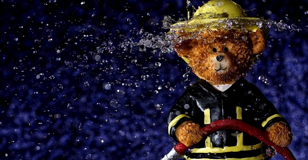 熊消防员图片