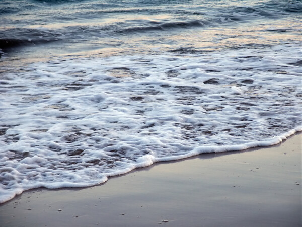 海浪风光图片