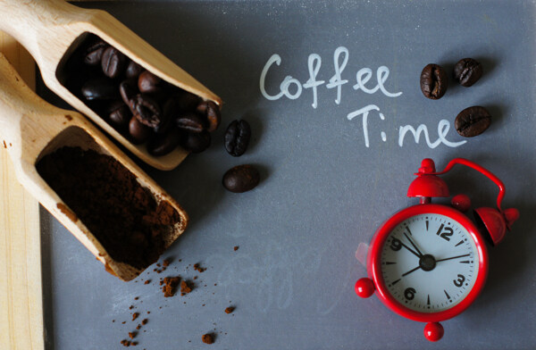 咖啡豆与闹钟图片