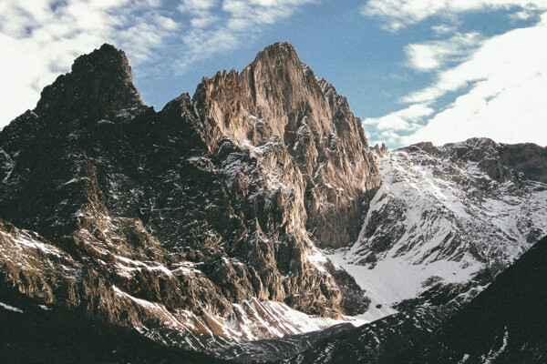 高清壁纸山峦