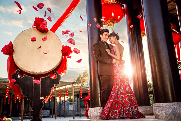 中国风传统婚纱照图片