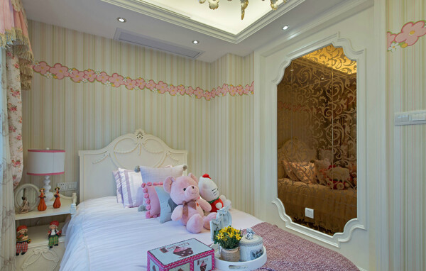 粉色可爱卧室大床设计图