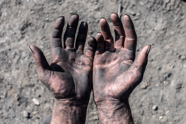 矿工的双手